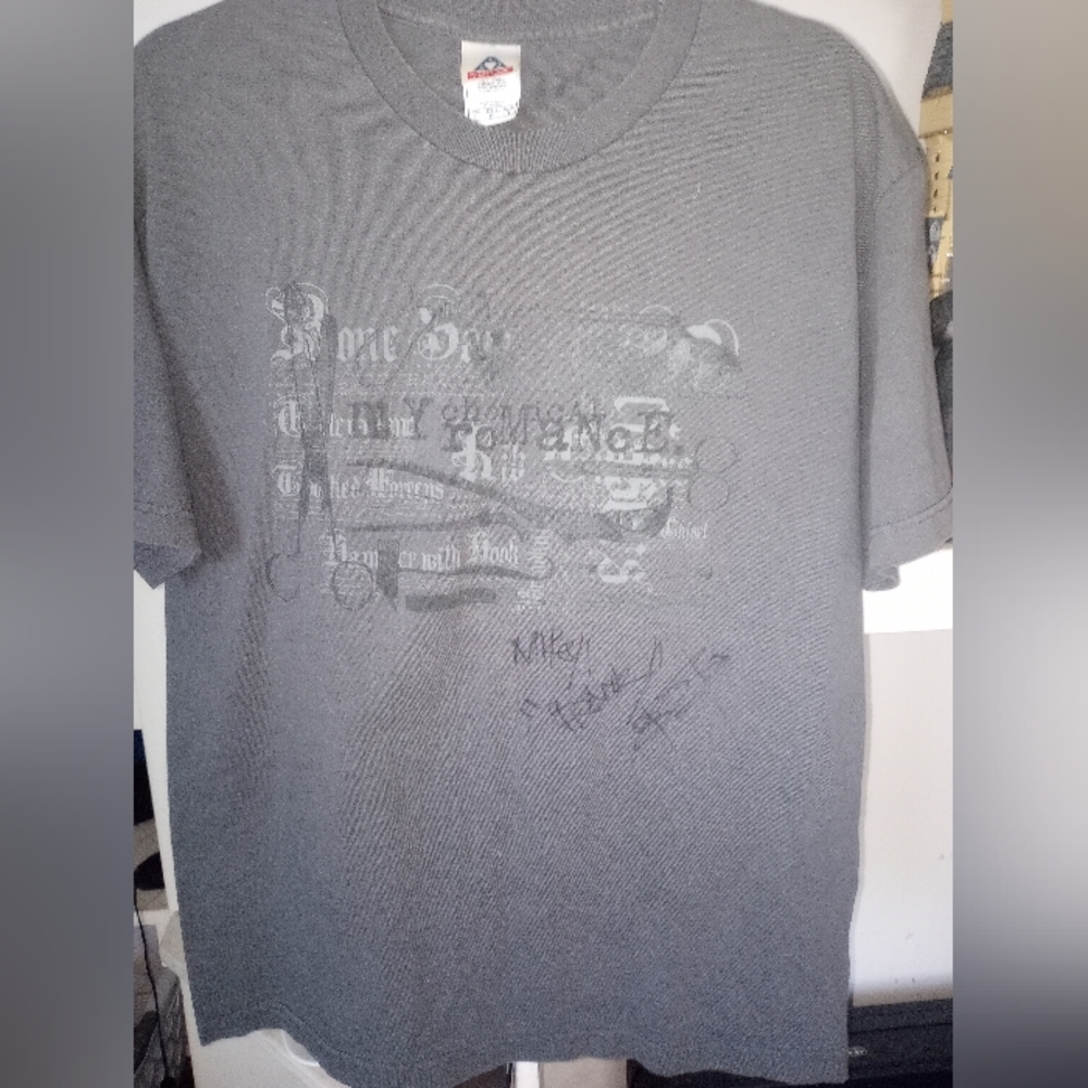 Signed My Chemical Romance Autographed T Shirt